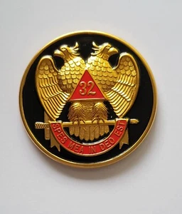 32ND DEGREE SCOTTISH RITE Auto Emblem decal Round Plastic - Picture 1 of 1