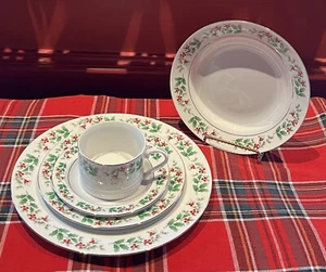 Gibson China "Christmas Charm Delight" | 5Pcs Place Setting - Picture 1 of 6