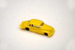 MERCEDES BENZ 300 MONTAPLEX COCHE MINIATURA FABRICADO EN PLÁSTICO BLANDO 60s/70s - Imagen 1 de 3
