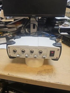 iCON NeoAmp 4-Channel Headphone Amplifier 18V Power - NOT FULLY TESTED. - Picture 1 of 17