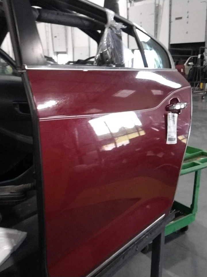 Buick LaCrosse 2010 puerta trasera izquierda roja OEM 44229 119 k kilometraje Foto 1 de 4