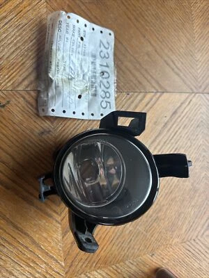 Luz antiniebla lateral derecha Toyota Celica 2001. Lente transparente Foto 1 de 4