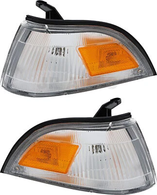For 1988-1992 Toyota Corolla Sedan/Wagon Corner Light Set Pair - Image 1 of 4