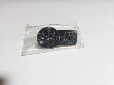 Beretta 2001 armas de fuego 475 años pin pistola sellada fabricante solapa ropa sombrero Foto 1 de 4