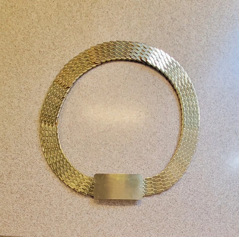 Vintage 1970s Gold Tone Metal Snake Scales Disco Style Stretch Belt 25in to 30in - Image 1 of 4