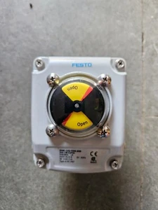 Juego de 2 piezas caja de sensores serie FESTO SRBC SRBC-CA3-YR90-MW-22A-1W-C2P20 - Imagen 1 de 8