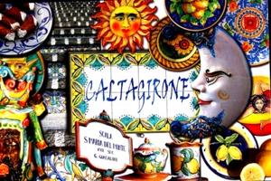 CARTOLINA DA COLLEZIONE SICILIA CALTAGIRONE MULTIFOTO SCALA CERAMICA PIATTI - Bild 1 von 2