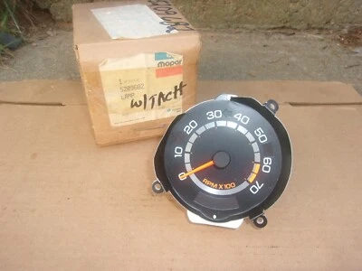 Dodge Omni Plymouth Horizon 1981 1982 1983 nuevo MoPar en tablero tacómetro Foto 1 de 4