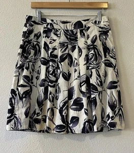 Cabi elfenbein & lila Blumen Faltenrock Reißverschluss hinten, Taschen 100 % Baumwolle Größe 6 - Bild 1 von 11