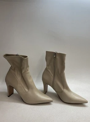 Botines Franco Sarto Avana de cuero marfil punta para mujer talla 8 Foto 1 de 4