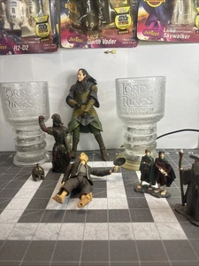 Herr der Ringe Elrond Fellowship Of The Ring Figur und Odds And Ends Lot - Bild 1 von 8
