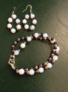 Conjunto de joyas de piedra natural pulsera doble hilo pendientes colgantes granate ópalo Ab  - Imagen 1 de 12