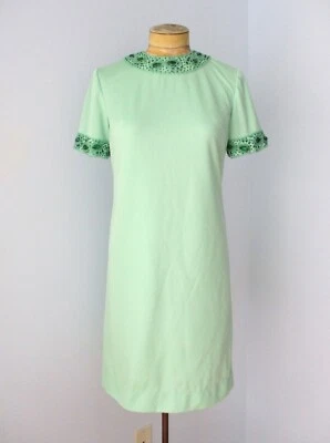 De colección Años 70 Como Nuevo Verde Poli Tejido Cambio MOB Vestido de Novia Joya Gemas Cuello Puños M Foto 1 de 4