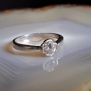 Ring Silber 925 Weißtopas Blüte anmutig fein strahlend 18,5mm vintage bezaubernd - Bild 1 von 7