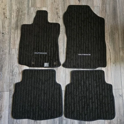 Juego de 4 alfombrillas negras J501SAN000 OEM 2020-2023 Subaru Outback Wagon Foto 1 de 4