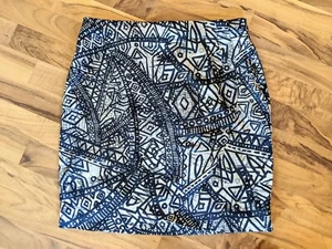 NEW Chaus Size 12 Faux Wrap Straight Skirt Tribal Blues and White Abstract Print - Picture 1 of 7