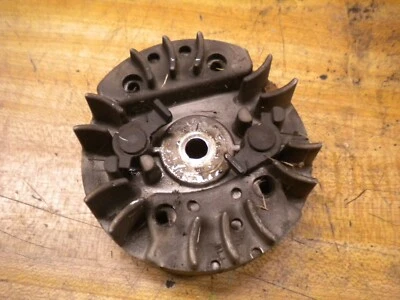 mcculloch TRIMMER EAGER BEAVER 285 285BC motor volante ventilador magnético Foto 1 de 2