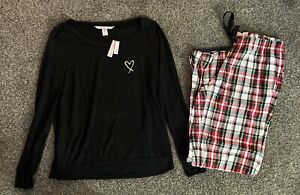 BNWT Victoria’s Secret Pajama Set. Black And Plaid. Size Small.