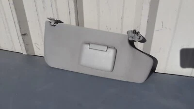 Jeep Commander 2006-2010 parasol delantero derecho del lado del pasajero gris OEM Foto 1 de 4