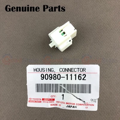 Genuine Prado LJ95 LJ90 LJ125 LJ120 KZJ95 KZJ90 KZJ120 KDJ95 Connector Housing - Image 1 of 3