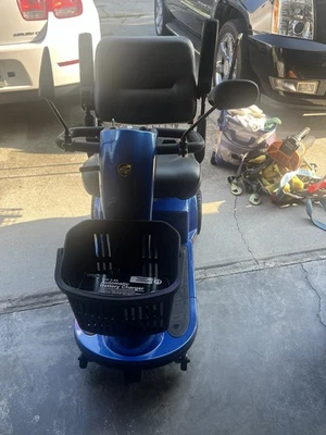 Golden Companion Mobility Scooter weight max 500 lbs great condition. - Image 1 of 4