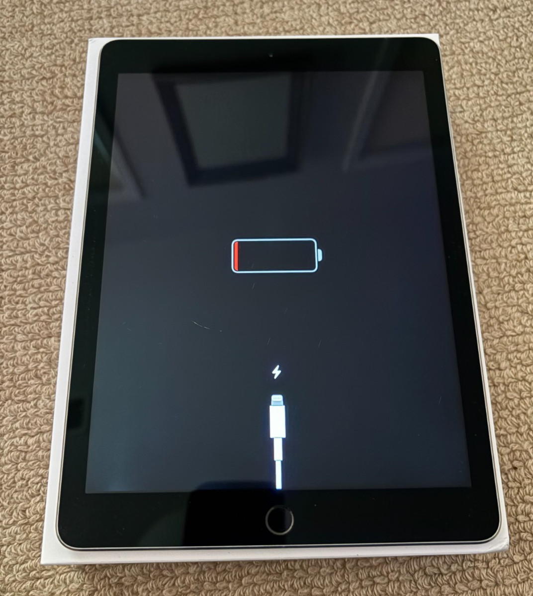 iPad - iPad pro 第一世代 初代  128GB iPad Pro 11-inch (1st generation) - Technical Specifications