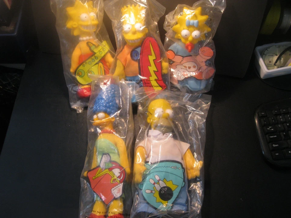The Simpsons   "The Complete 5 Doll Set"  NIP Burger King 1990 - Image 1 of 4