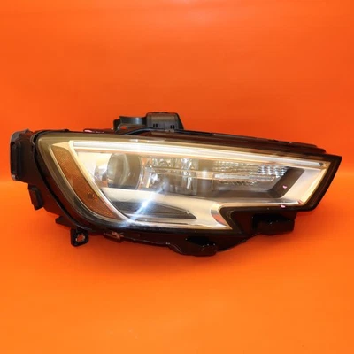 FARO PASAJERO DERECHO AUDI A3 S3 2017 2018 2019 2020 XENÓN LED 8V0941006G Foto 1 de 4