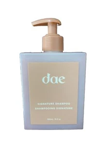 dae Signature Shampoo 10 fl. oz. Reinigt und pflegt sanft alle Haartypen - Bild 1 von 2
