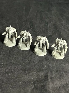 GW Vintage Epic 40k Imperial Knight Paladin x4 Kunststoff lose unbemalte Charge - Bild 1 von 6