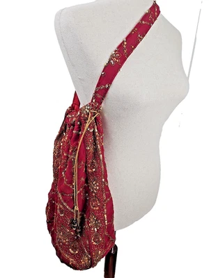 Bolso de Hombro Hobo Phyllis Leibowitz Rojo Lentejuelas Malla Dorada Cordón Boho Hippie Foto 1 de 4