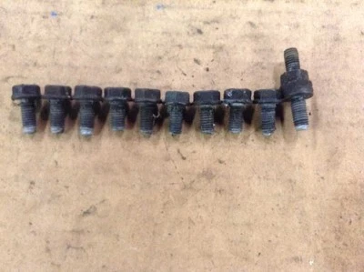 99 00 01 02 03 FORD F250 F350 EXCURSION 7,3 L PERNOS DE PERNO DE CONDUCTO DE ADMISIÓN DE AIRE IZQUIERDO Foto 1 de 4