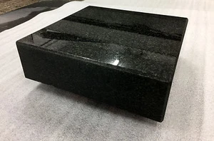 Grabplatte Abdeckplatte Urnengrab Granit Naturstein 100x100x12cm schwarz massiv - Bild 1 von 10