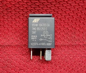 AUDI PORSCHE VOLKSWAGEN VW MULTI PURPOUSE FUNCTION RELAY 7M0951253C #404 - Picture 1 of 4