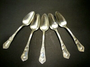 Vintage WM. Rogers & Son AA, Teaspoons w Apples & Leaves, Set of 6 - Picture 1 of 4