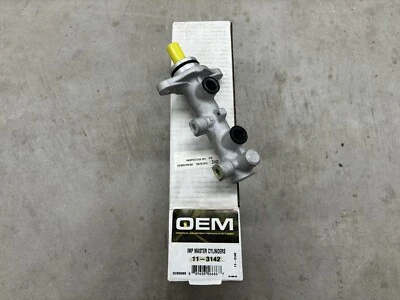 Cilindro maestro de freno Reman Cardone 11-3142 para Nissan Máxima 2003-2007 Foto 1 de 4