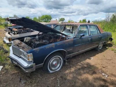 Passenger Front Window Regulator Manual 4 Door Fits 77-79 BUICK 407222 - Image 1 of 4