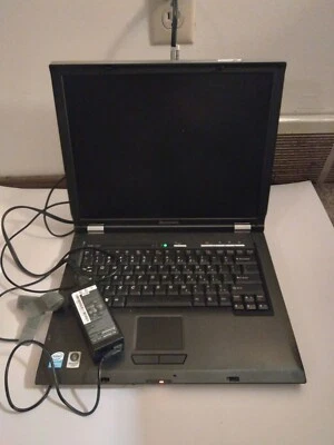 ROTO - Portátil Lenovo 3000 C200 tipo 8922 (SIN HDD) Y CARGADOR Foto 1 de 4