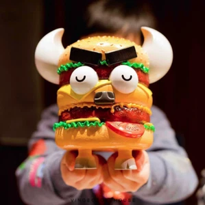 Fools Paradise Oishii Burger BEEFY STS Version Vinyl H15CM(6inch) Sofubi - Picture 1 of 8