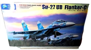 Kit Modelo Plástico Kitty Hawk 1/48 Su27UB Flanker C KH80168 - Imagen 1 de 2