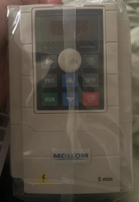 MOLLOM B20 2.2KW Output VFD Control Inverter Spindle Motor AC220V 50/60 Hz - Image 1 of 4