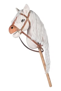 HKM Hobby Horse Steckenpferd Weiß/Braun mit Trense und Pferdepass zum Ausfüllen - Bild 1 von 3