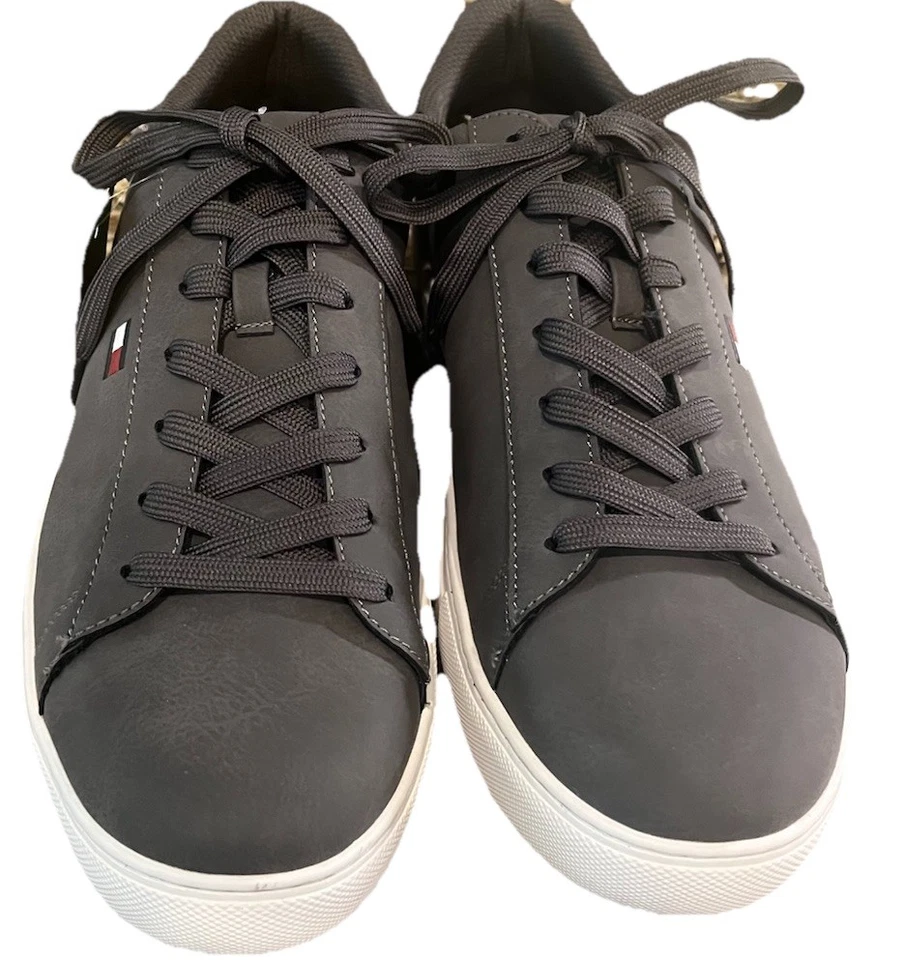 Tommy Hilfiger Para hombres Brecon Zapatillas bajas con cordones Nuevas con etiquetas Gris Logo Puntera Redonda 13 Foto 1 de 4