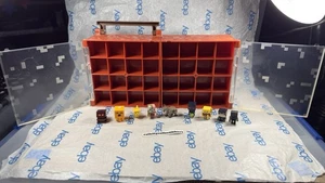 Minifigura de Minecraft 2014 estuche de almacenamiento de coleccionista y 9 figuras Mattel - Imagen 1 de 11