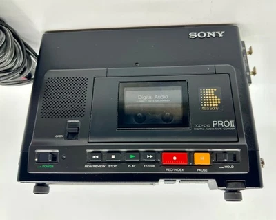 Reproductor de grabadora de datos portátil Sony TCD-D10 con adaptador de CA: ¡probado! Foto 1 de 4