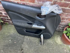 NISSAN JUKE 2012-2014 TÜRKARTE FAHRERSEITE VORNE KOMPLETT - Bild 1 von 5