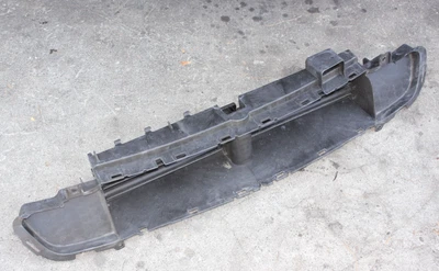 Rejilla inferior delantera con conjunto de obturador CAPA/2014-2018 Jeep Cherokee 68246267AB Foto 1 de 4