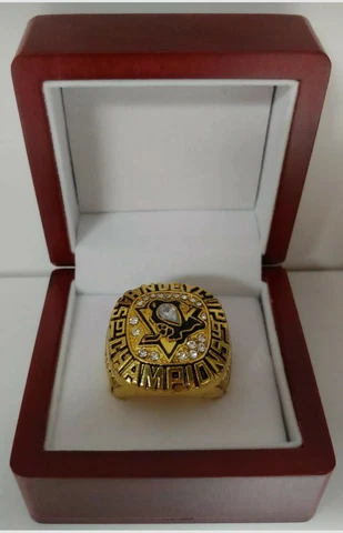 Mario Lemieux - 1991 Pittsburgh Penguins Stanley Cup Hockey Ring WITH Wooden Box Cover