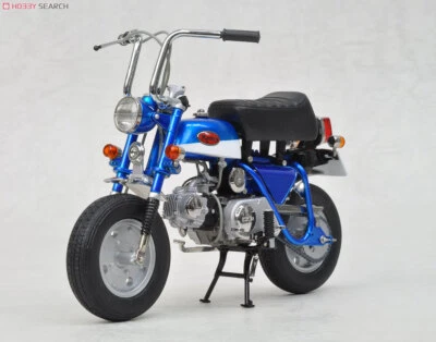 EBBRO 1/10 Scale HONDA MONKEY Z50Z Blue Color w/Original Box - Image 1 of 4