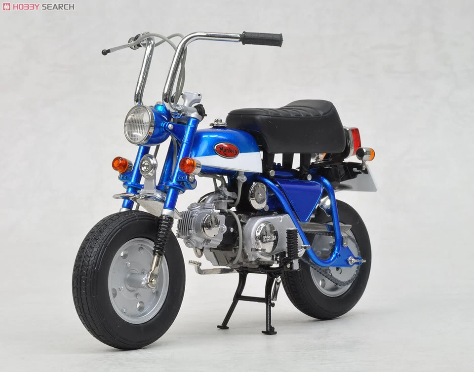 EBBRO 1/10 Scale HONDA MONKEY Z50Z Blue Color w/Original Box - Image 1 of 4